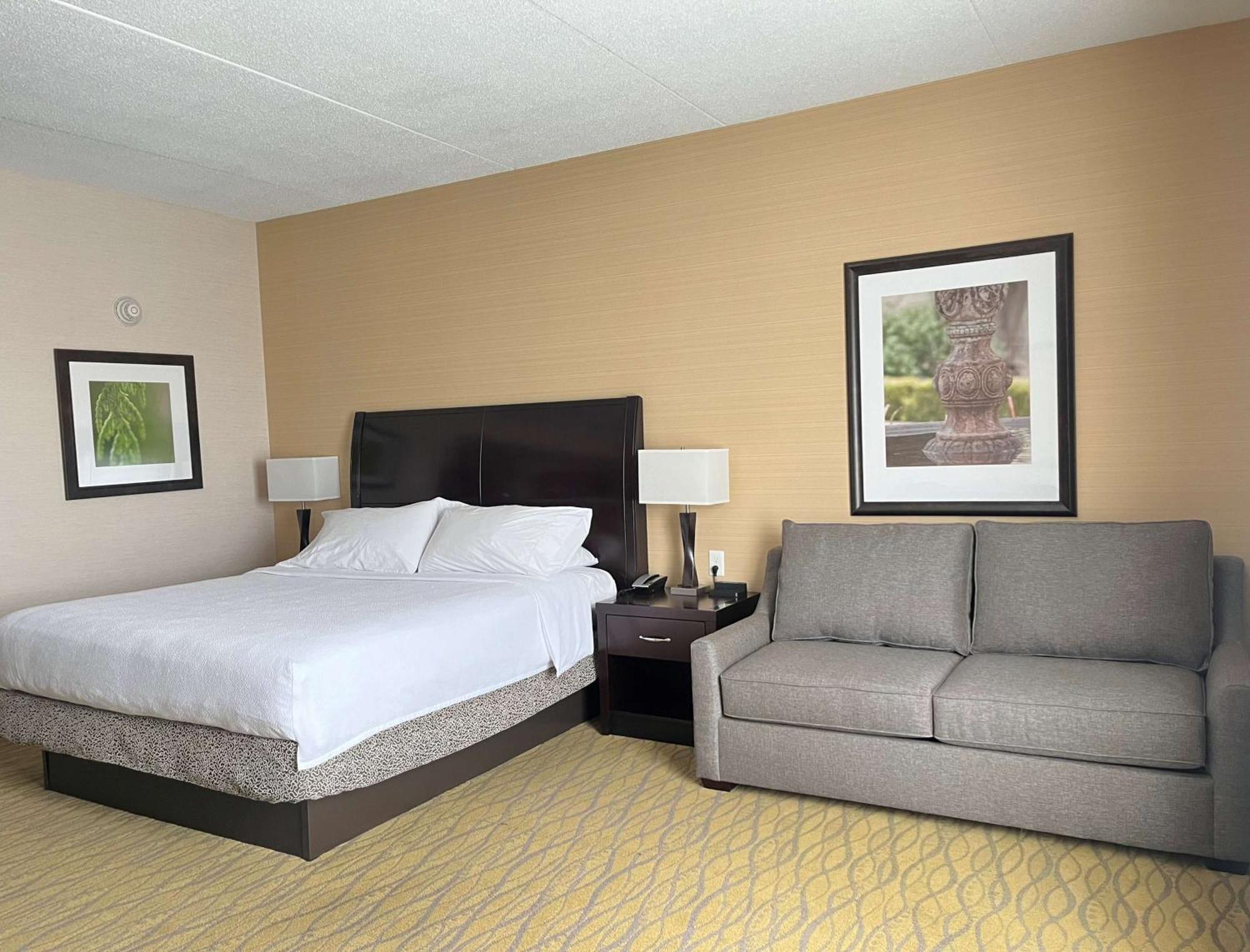 Hilton Garden Inn Indiana at IUP Buitenkant foto