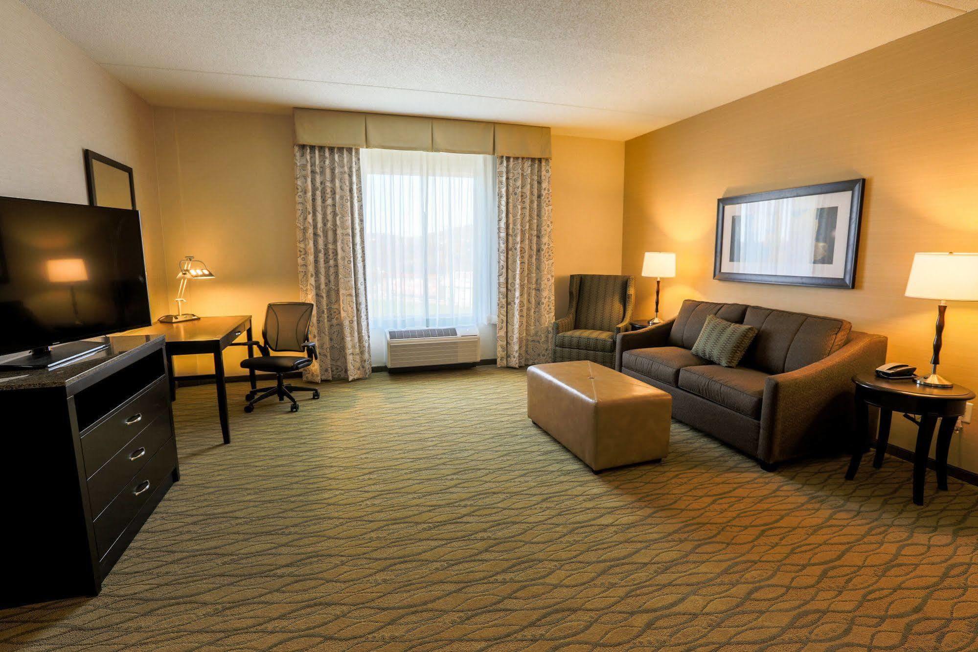 Hilton Garden Inn Indiana at IUP Buitenkant foto